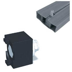 INSERT FIXING IN PLASTIC WITH